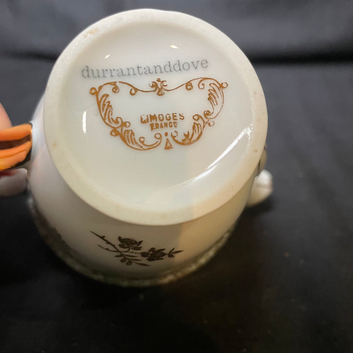 Petit vase français amusant, Mort à l&