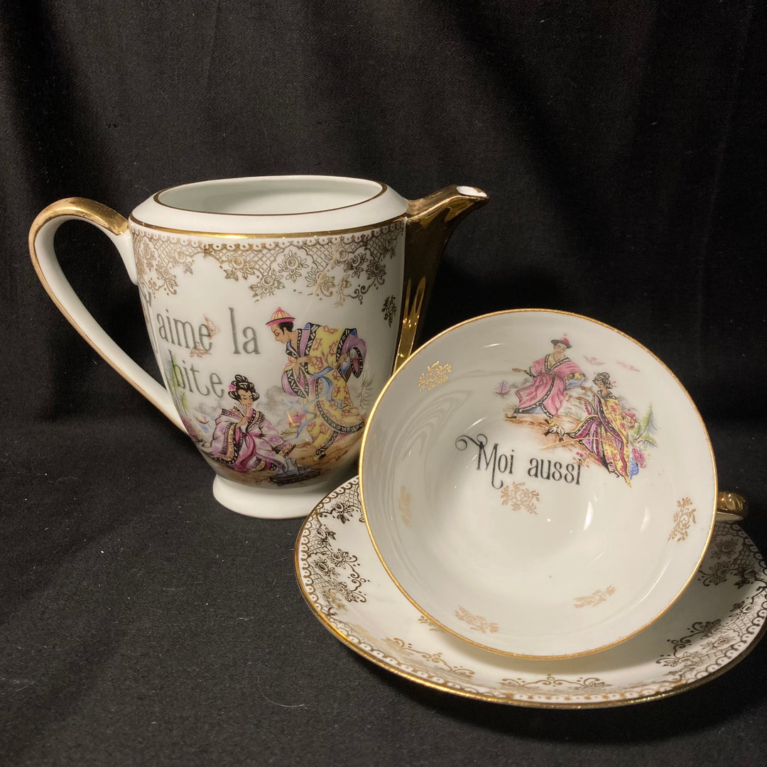 Service à café "Eau de pute", cadeau original et rigolo en porcelaine vintage française recyclée
