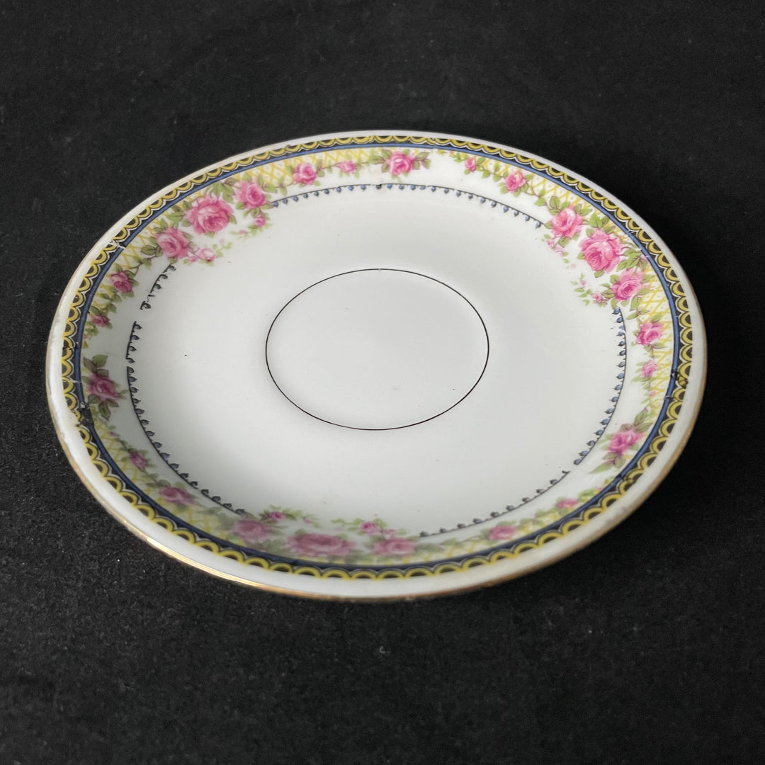 Tasse vulgaire, Vous avez été empoisonnée, Porcelaine de Limoges vintage recyclée