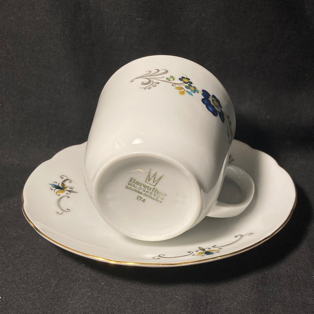 Service à café "Eau de pute", cadeau original et rigolo en porcelaine vintage française recyclée