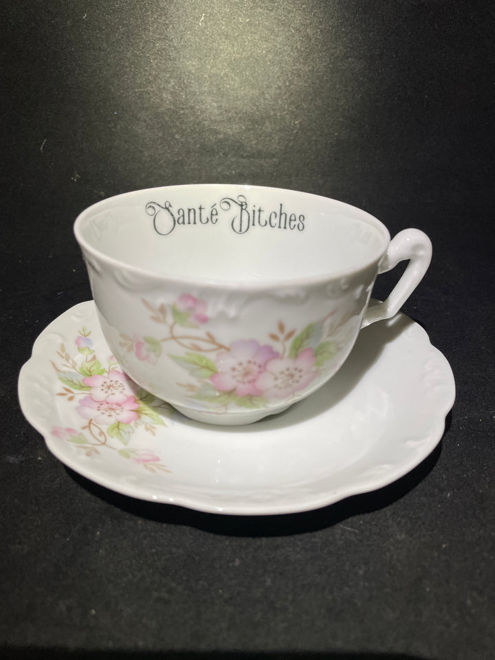 Santé Bitches, vulgar coffee / tea cup, funny upcycled tasse jurons, vintage gift, Durrant &amp; Dove