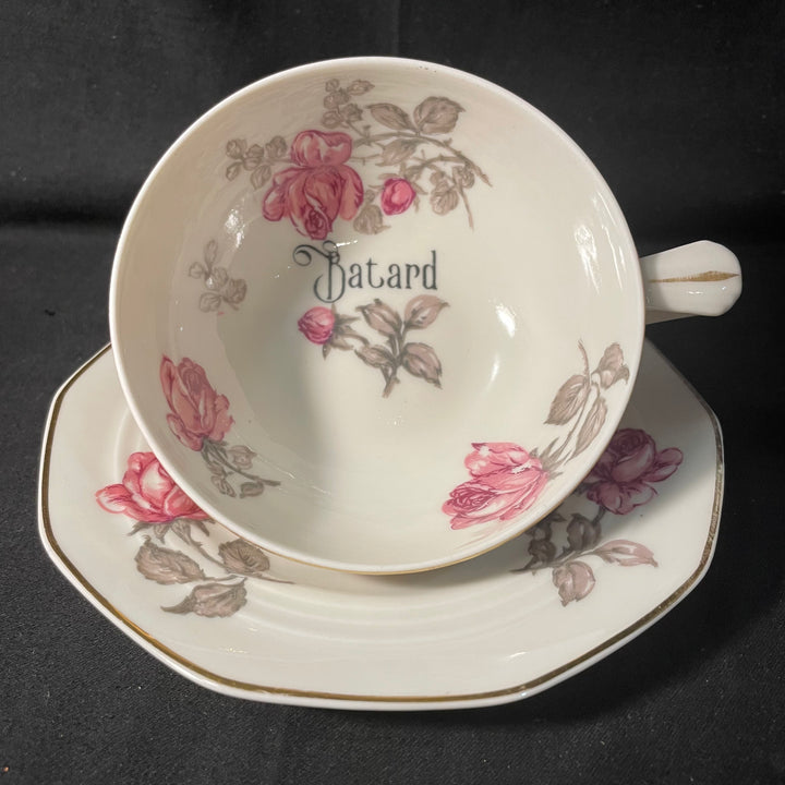 Tasse vulgaire, Batard, Porcelaine de Limoges vintage recyclée
